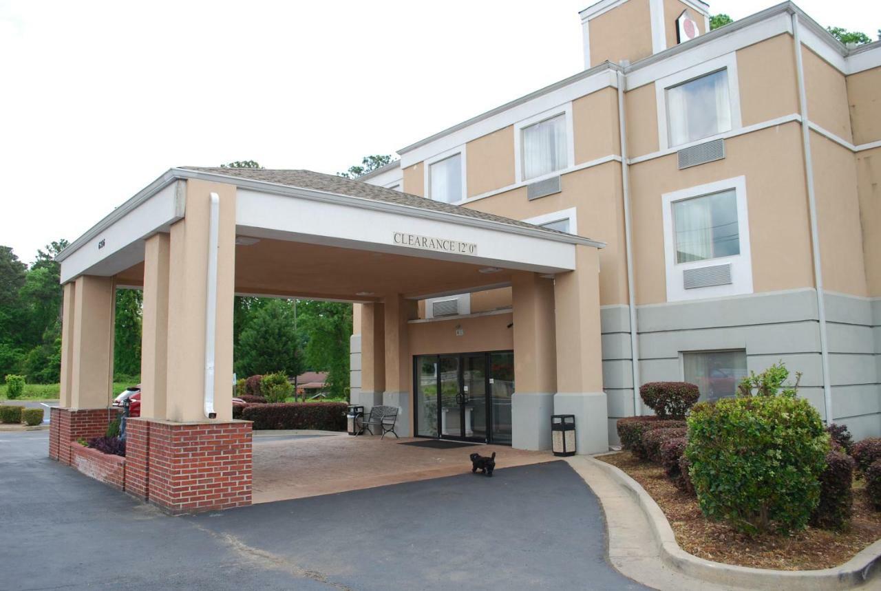 Jameson Inn & Suites Riverdale Exterior photo